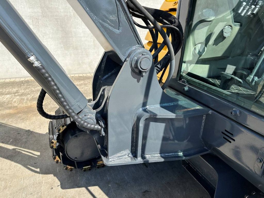 Crawler excavator Volvo EC60C Diesel 2011
