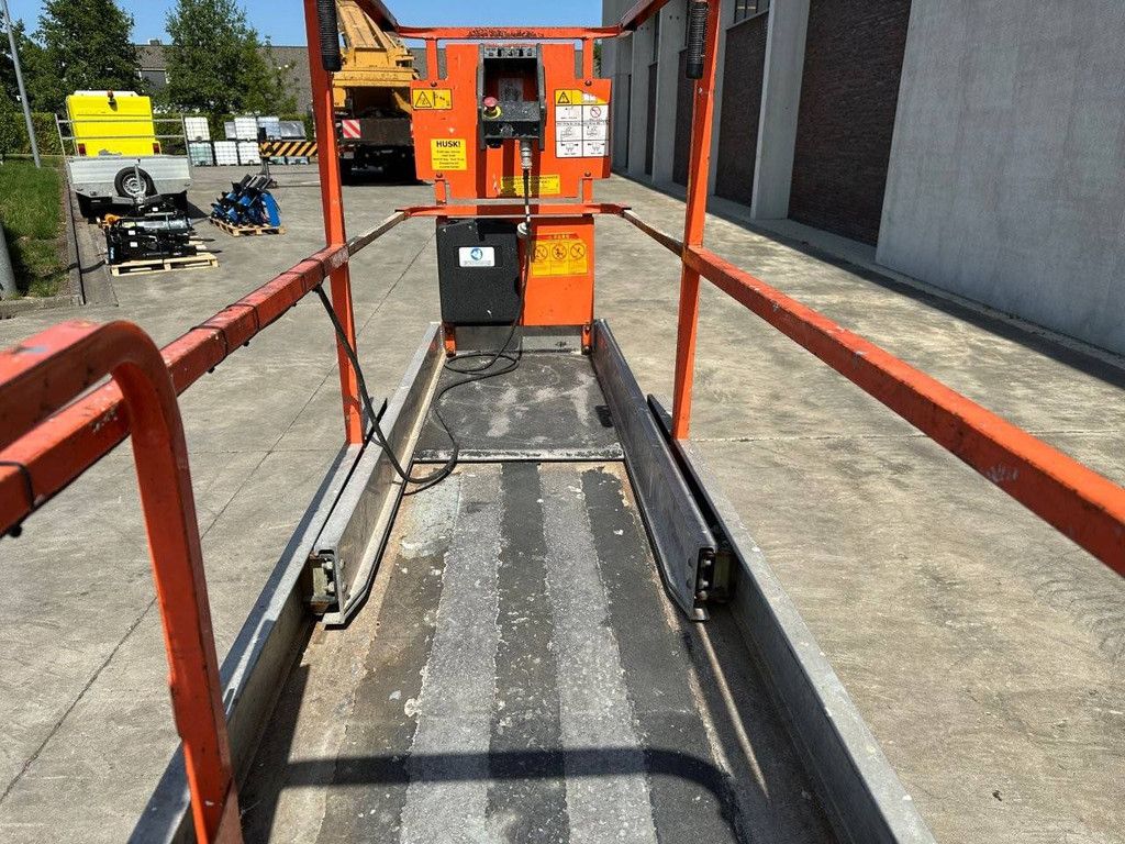 JLG 1930ES Electric Scissor Lift 5.75m 2006