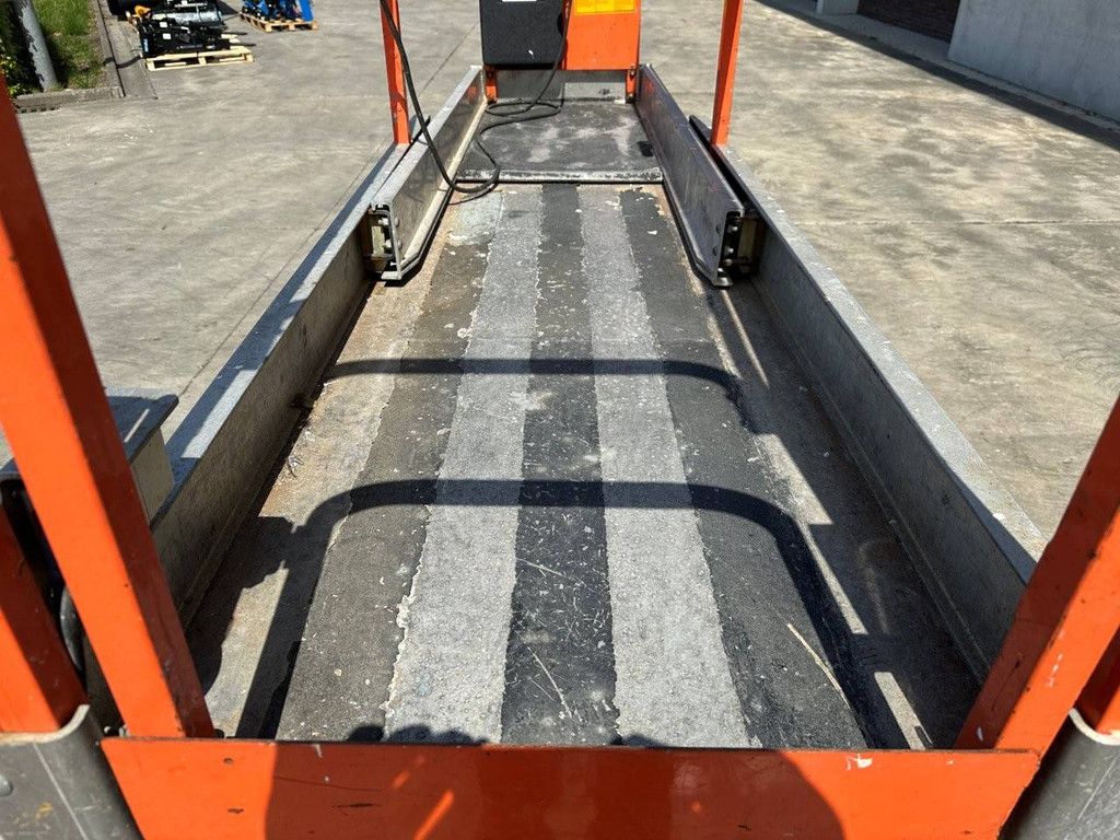 JLG 1930ES Electric Scissor Lift 5.75m 2006