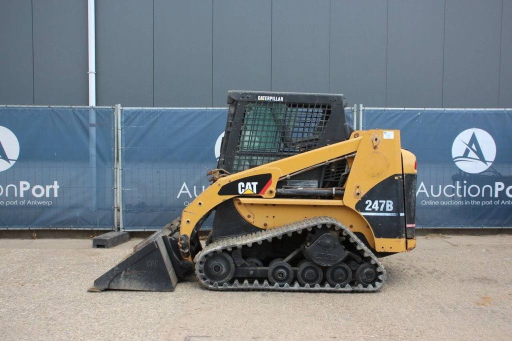Skid steer loader Caterpillar 247B Diesel