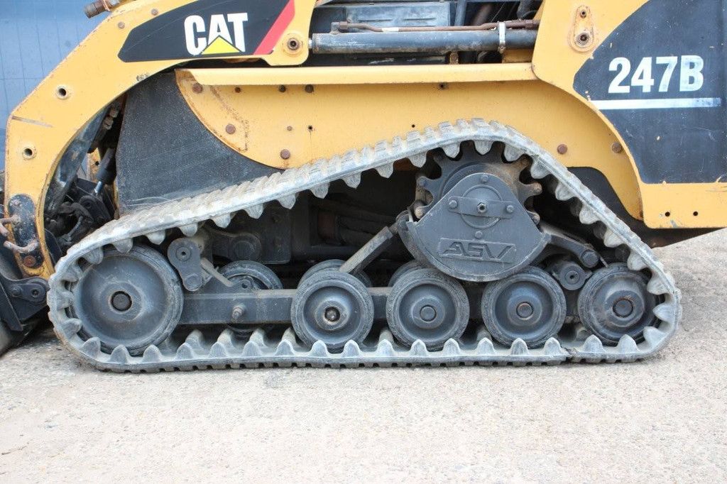 Skid steer loader Caterpillar 247B Diesel