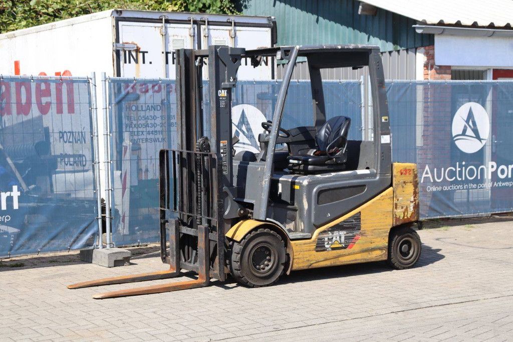 Gabelstapler Caterpillar 2EP5000 Elektro 2260kg 3,1m