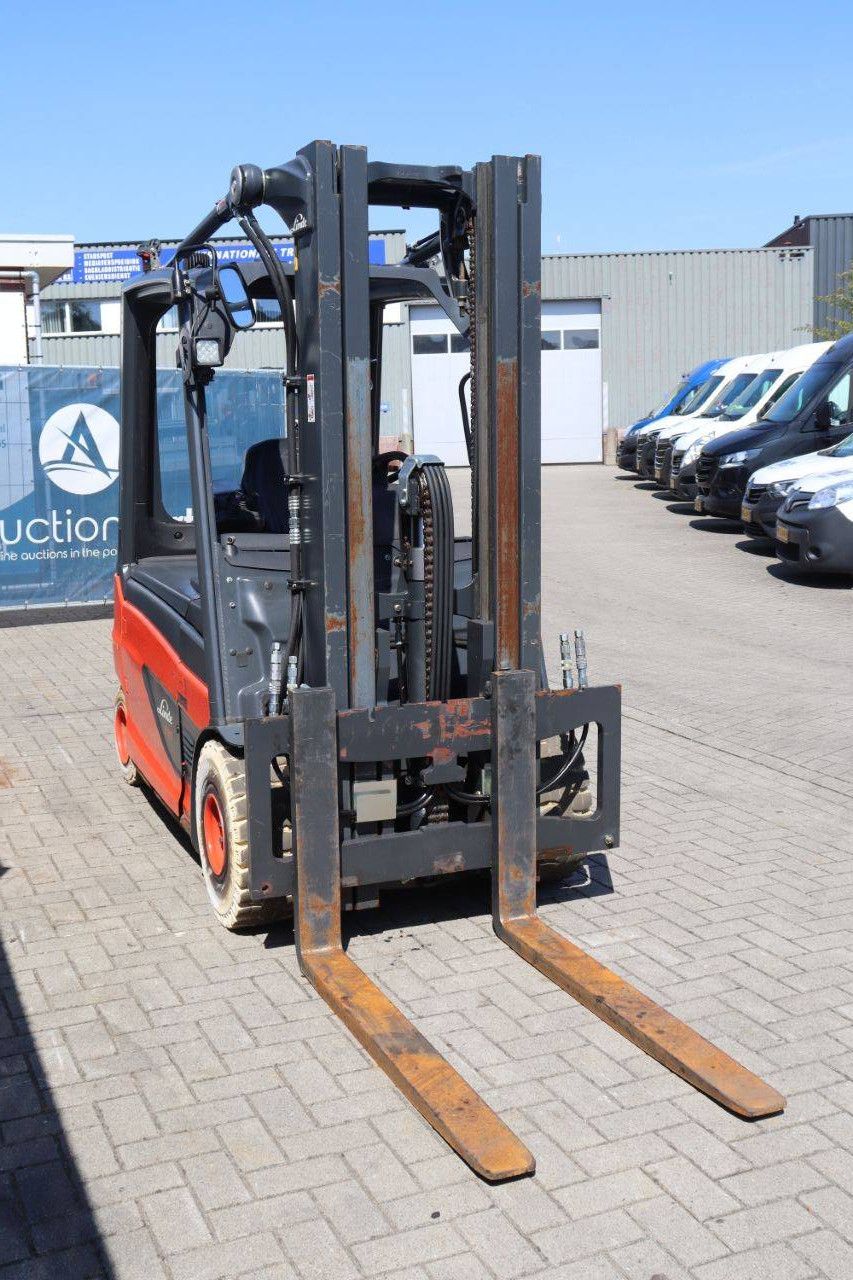 Gabelstapler Linde E30PL Elektro 2720kg 4,83m 2018