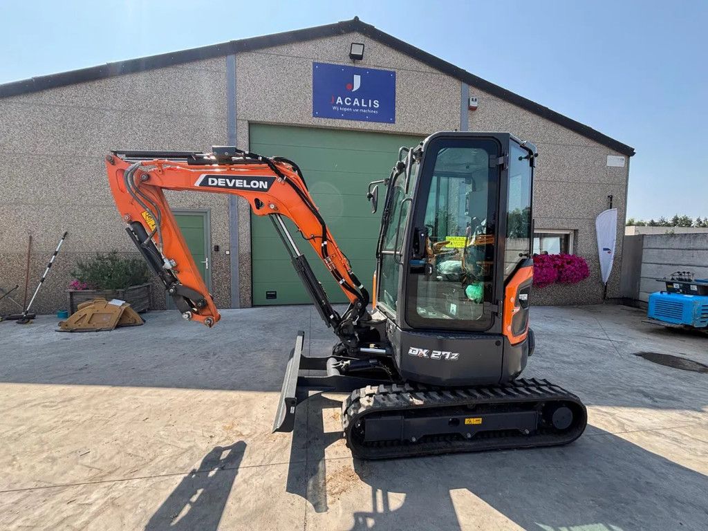 Doosan DX27Z-7