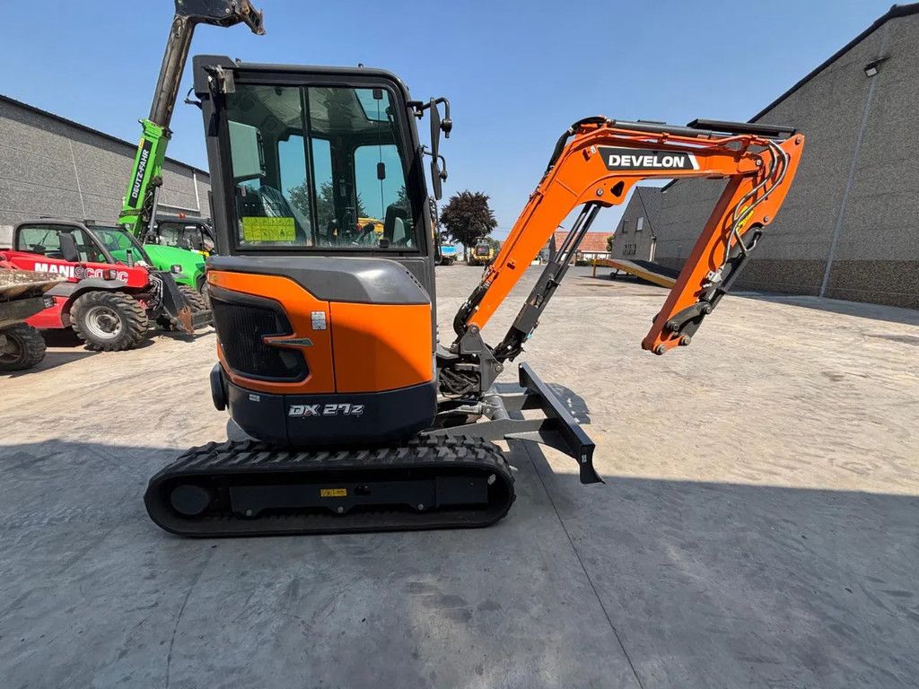 Doosan DX27Z-7