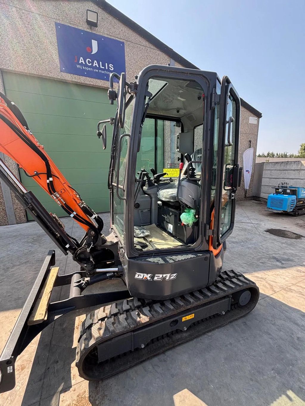 Doosan DX27Z-7