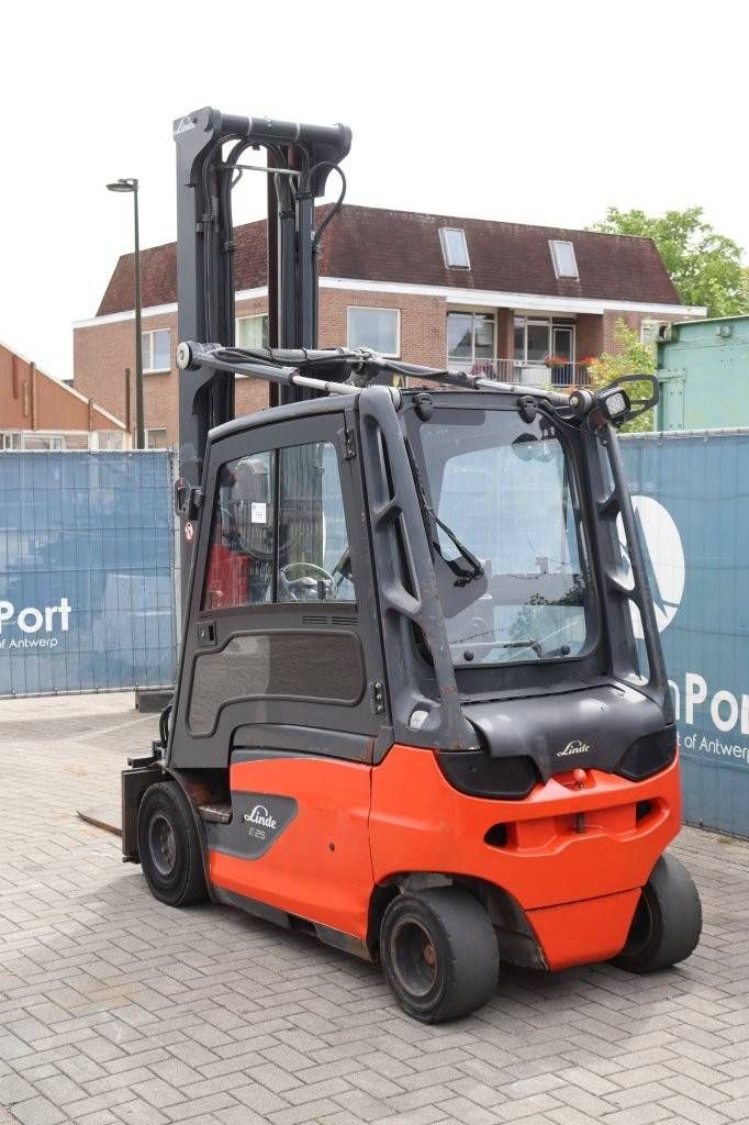 Gabelstapler Linde E25L-01 Elektro 2500kg 2012