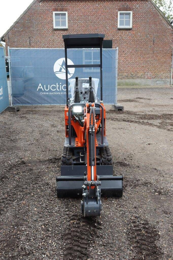 Mini excavator Nycheki E-10 PRO Diesel