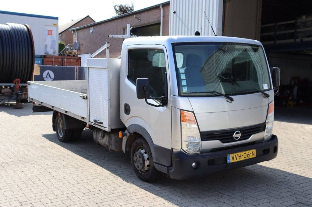 Pritsche (LKW) Nissan Cabstar Diesel