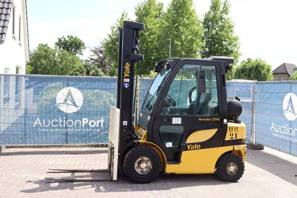 Forklift Yale GLP25VX V2770 LPG 2460kg 4.33m 2015