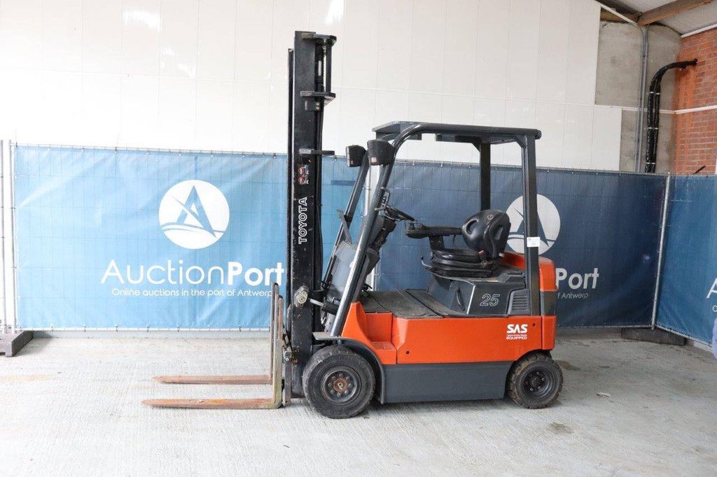 Forklift Toyota 7FBMF25 Electric 2500kg