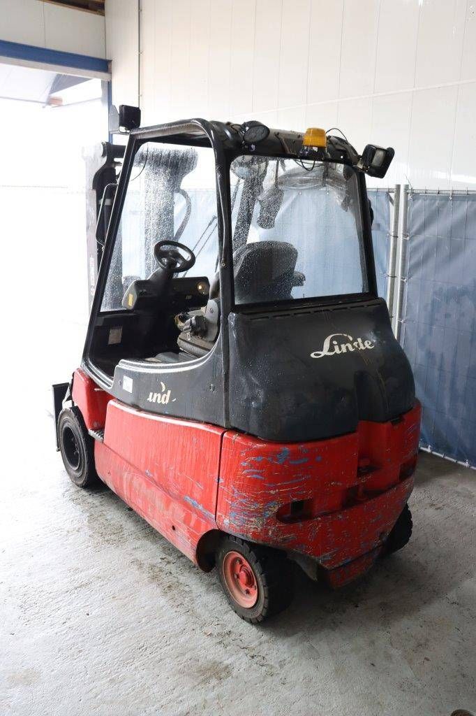Heftruck Linde E30/02/600 Elektrisch 3000kg