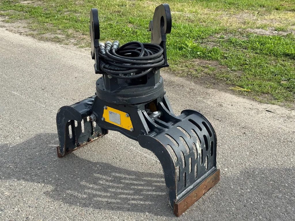 Mustang GRP 150 Roterende Sorteergrijper CW 10