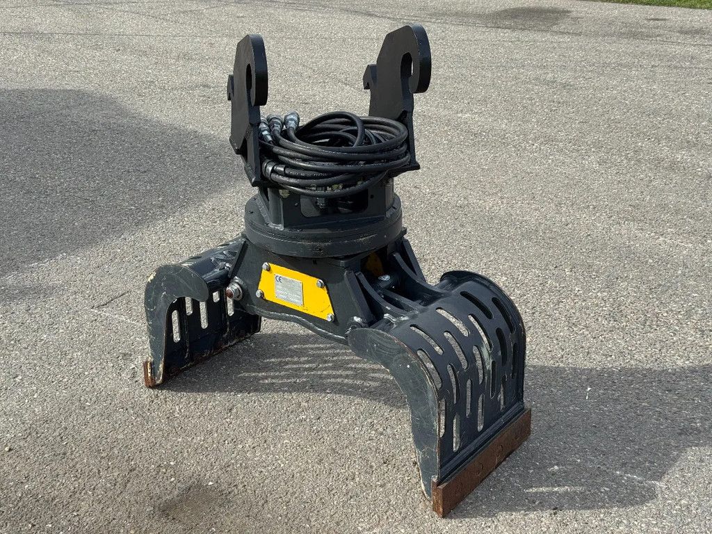 Mustang GRP 150 Roterende Sorteergrijper CW 10