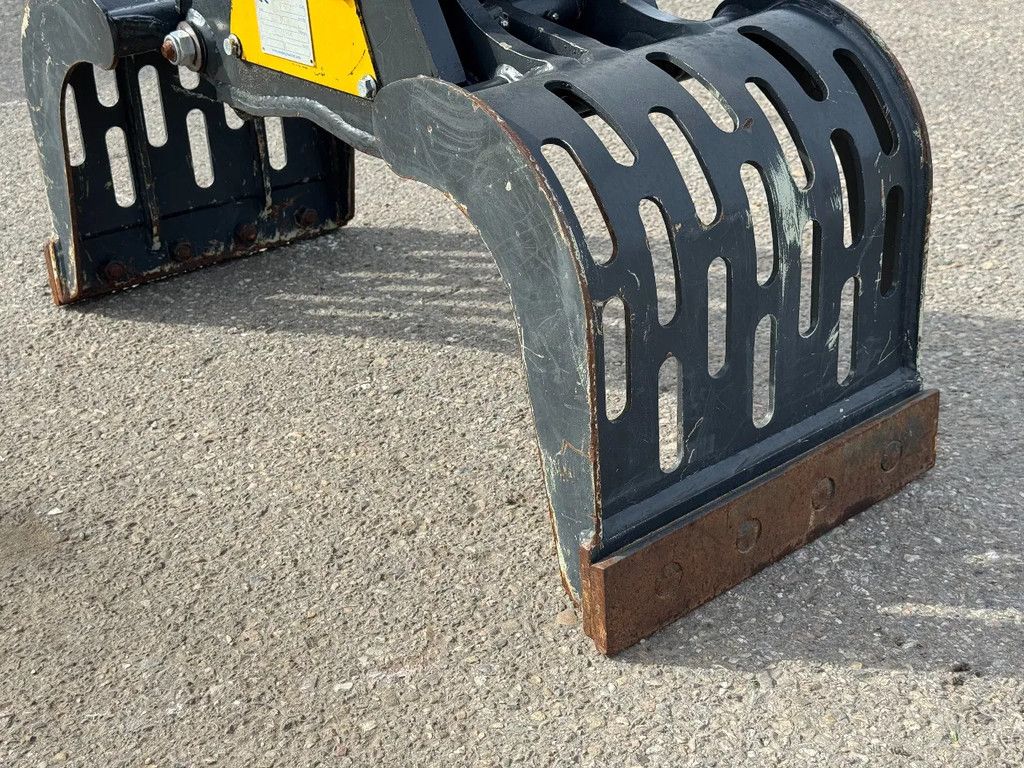 Mustang GRP 150 Roterende Sorteergrijper CW 10