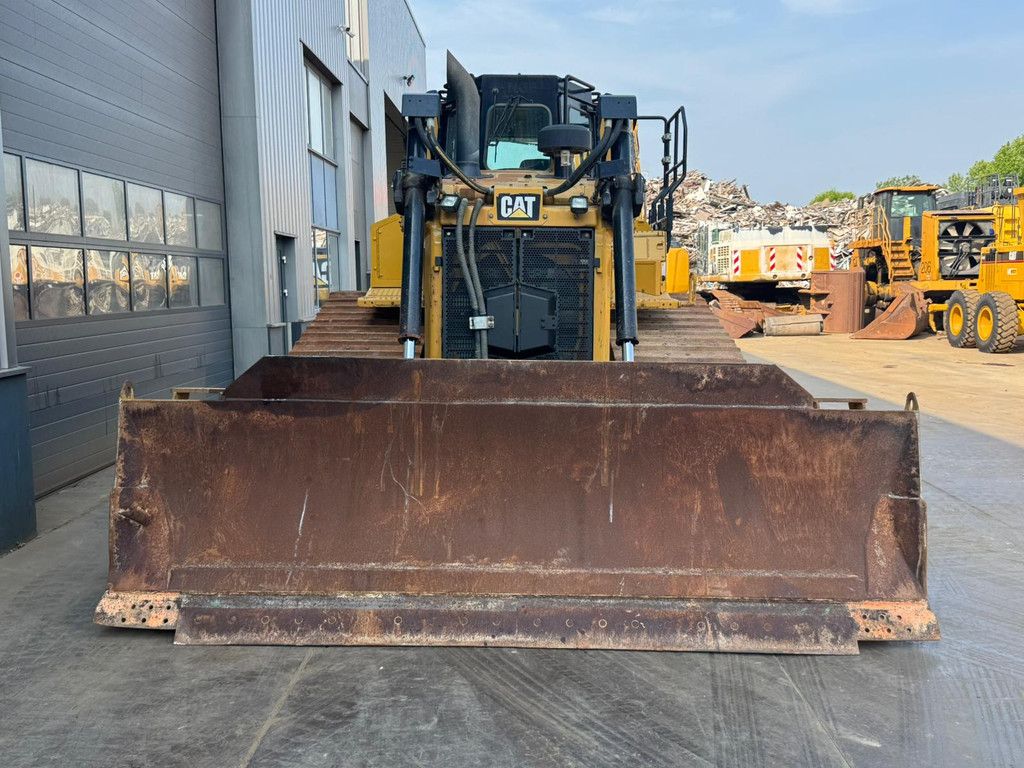 Caterpillar D6T LGP