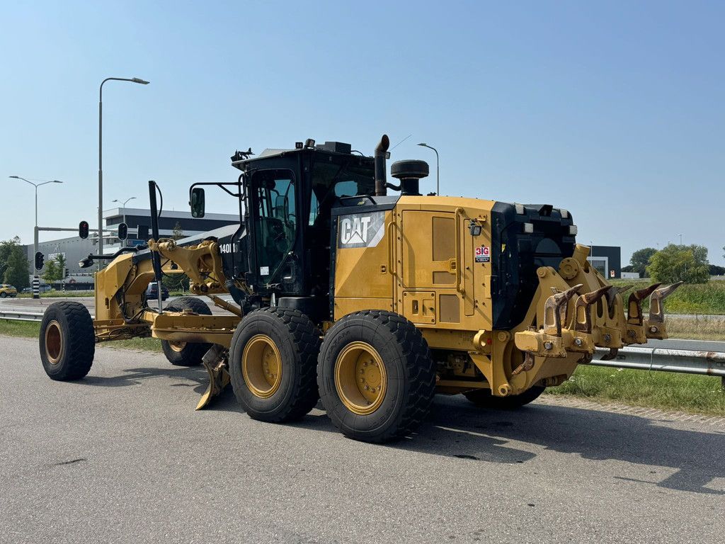Caterpillar 140M3