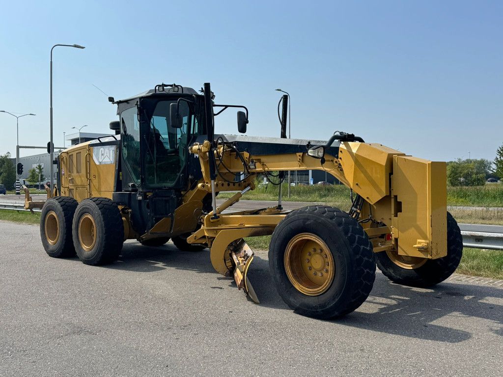 Caterpillar 140M3
