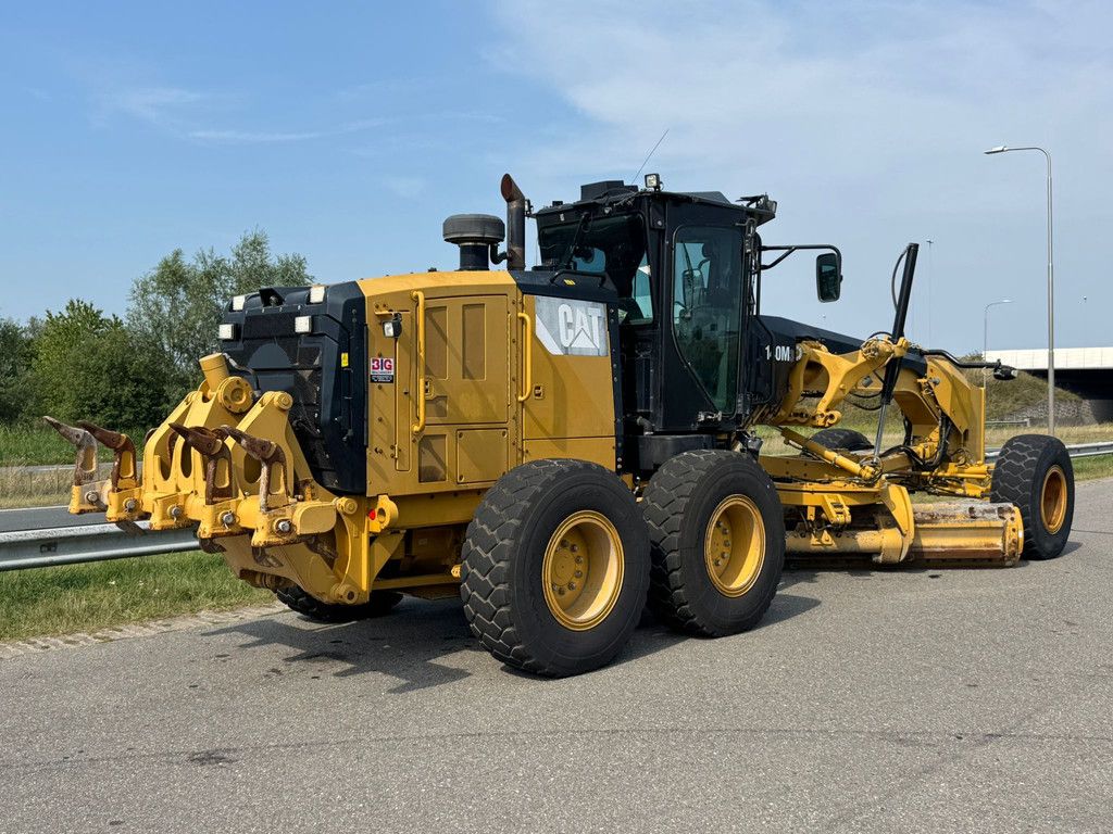 Caterpillar 140M3