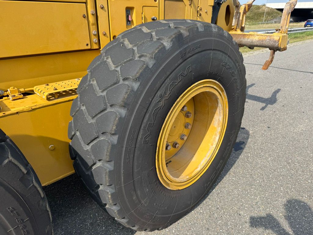 Caterpillar 140M3