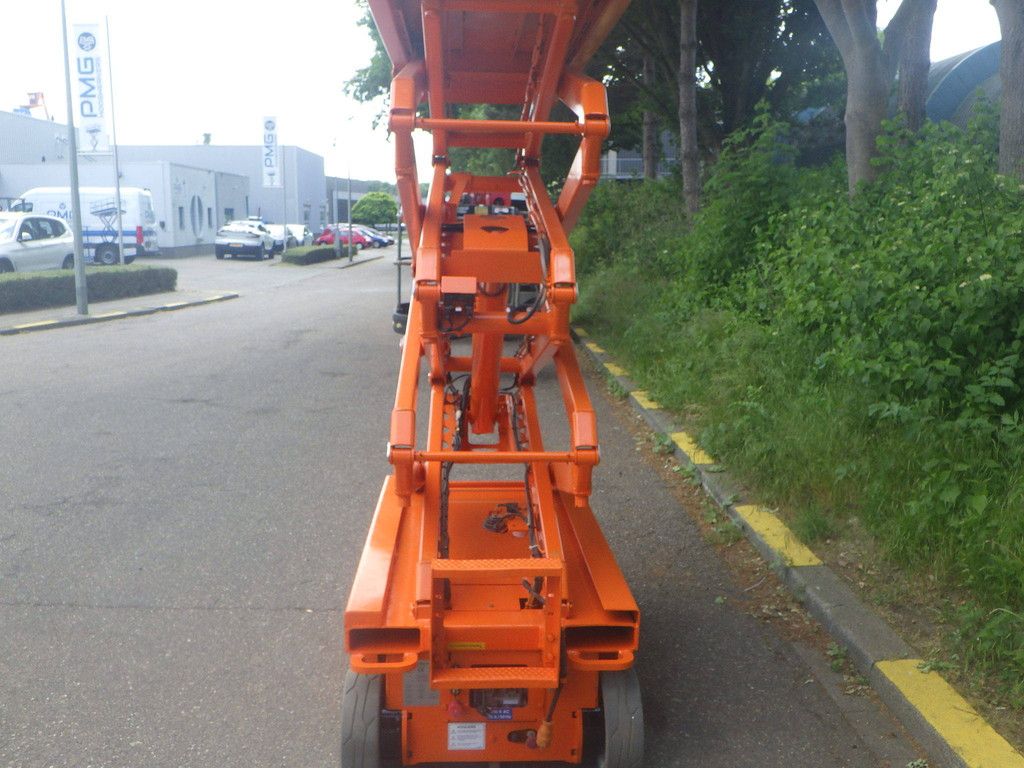 Scissor Lift Skyjack SJ3219 Electric 7.81m 2012