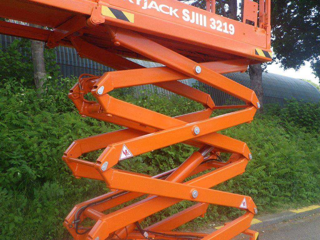Scissor Lift Skyjack SJ3219 Electric 7.81m 2012