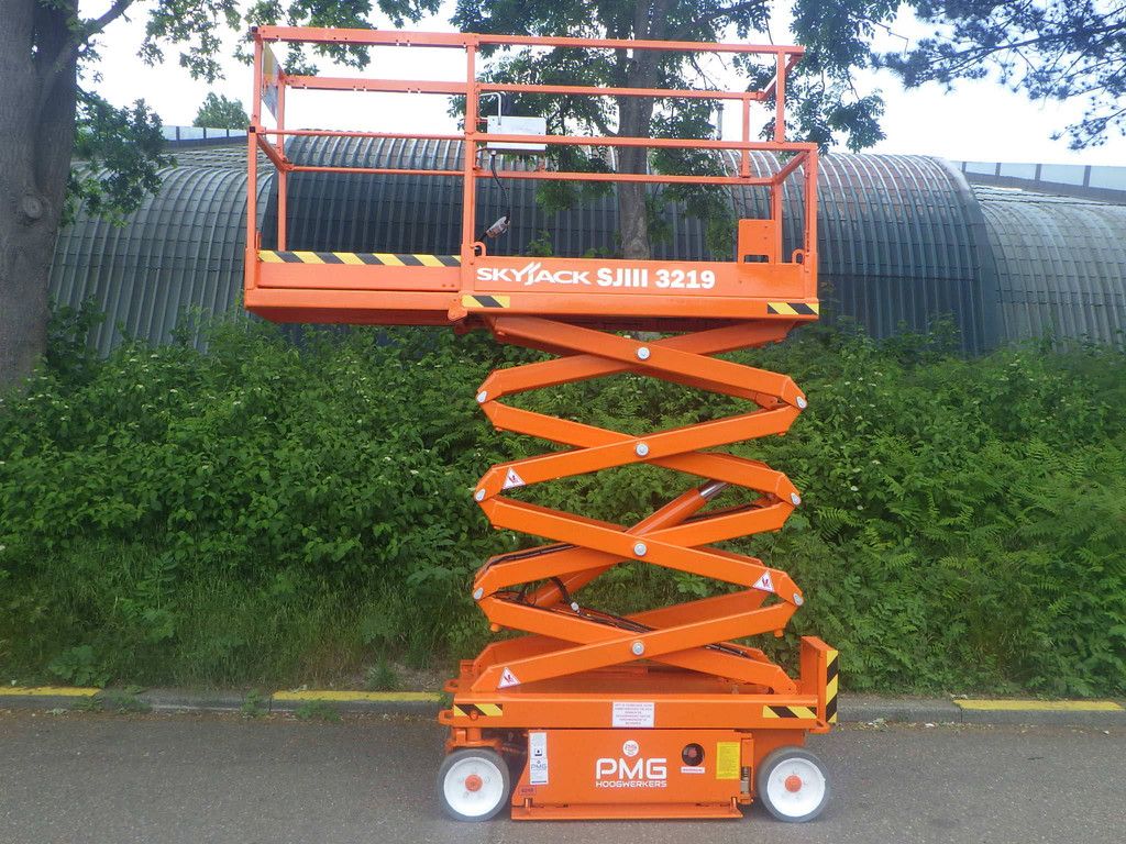 Scissor Lift Skyjack SJ3219 Electric 7.81m 2012