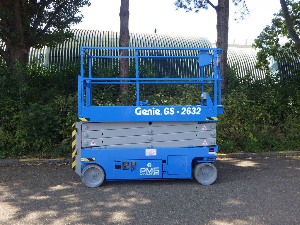 JLG 2032ES Electric Scissor Lift 8.10m 2020