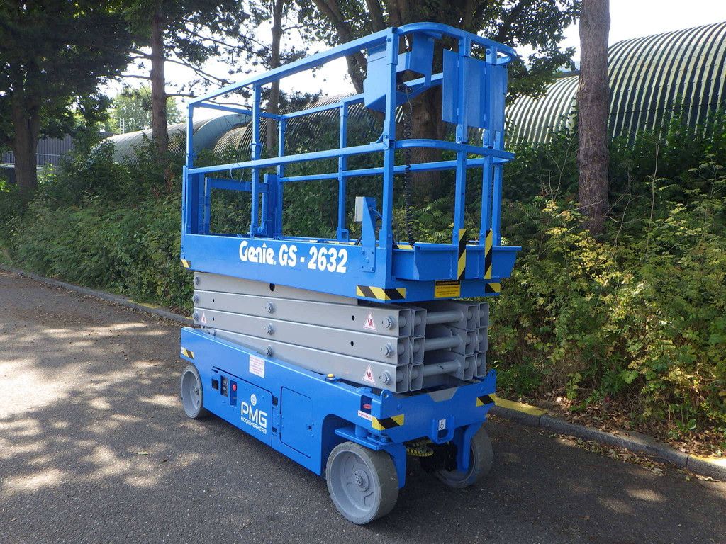 JLG 2032ES Electric Scissor Lift 8.10m 2020
