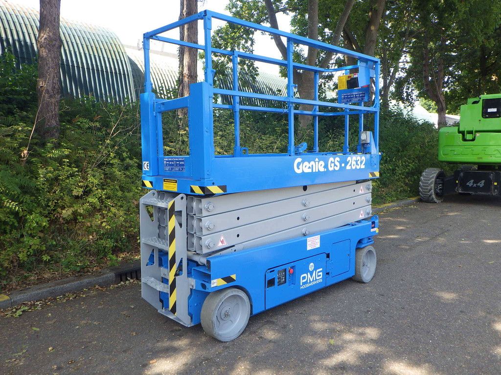 JLG 2032ES Electric Scissor Lift 8.10m 2020
