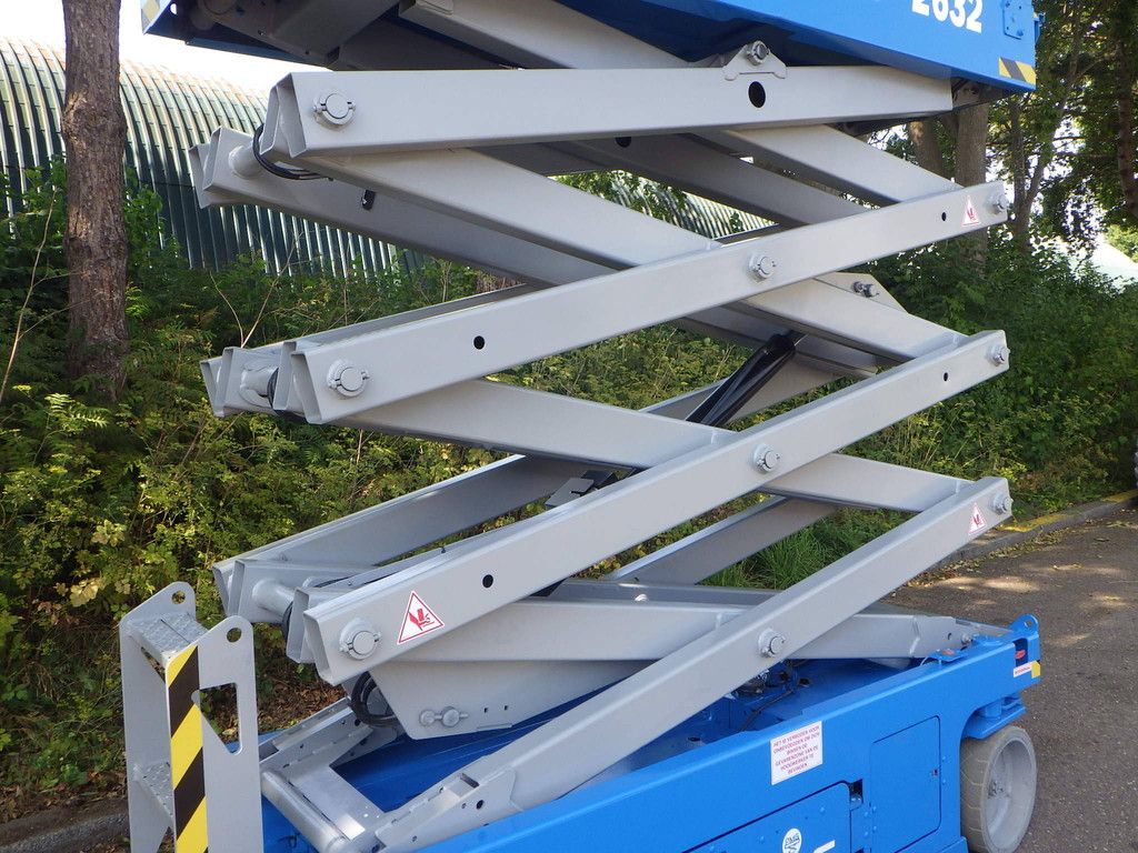 JLG 2032ES Electric Scissor Lift 8.10m 2020