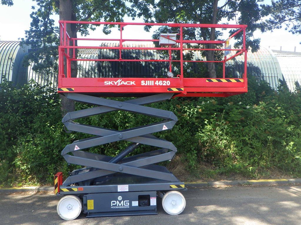 Scissor lift Skyjack SJ4620 Electric 7.90m 2008