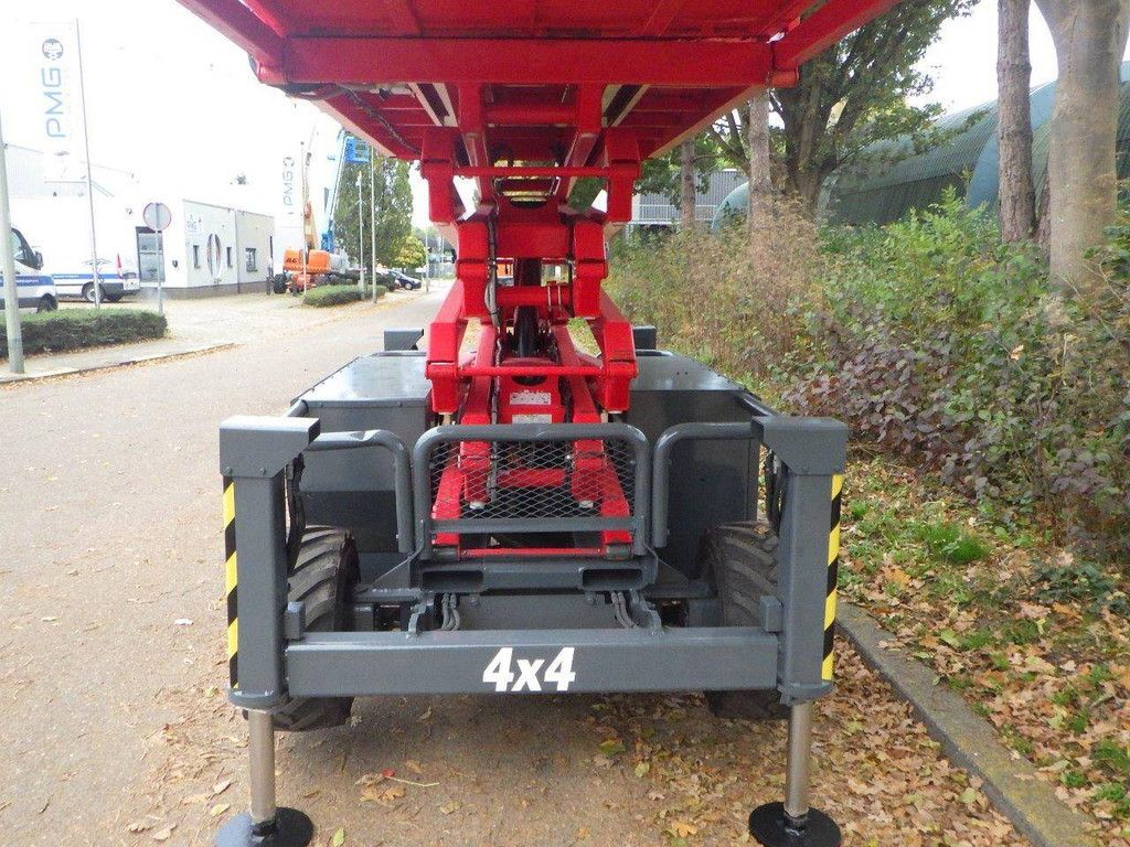 Scissor lift Skyjack SJ6832RT Diesel 11.75m 2017