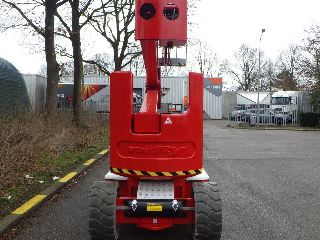 Niftylift HR17NE 17m articulated boom lift 2010