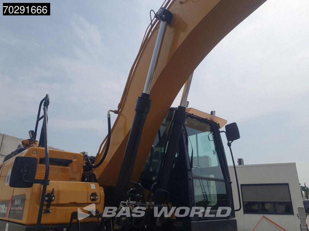 Sany SY215 C LC