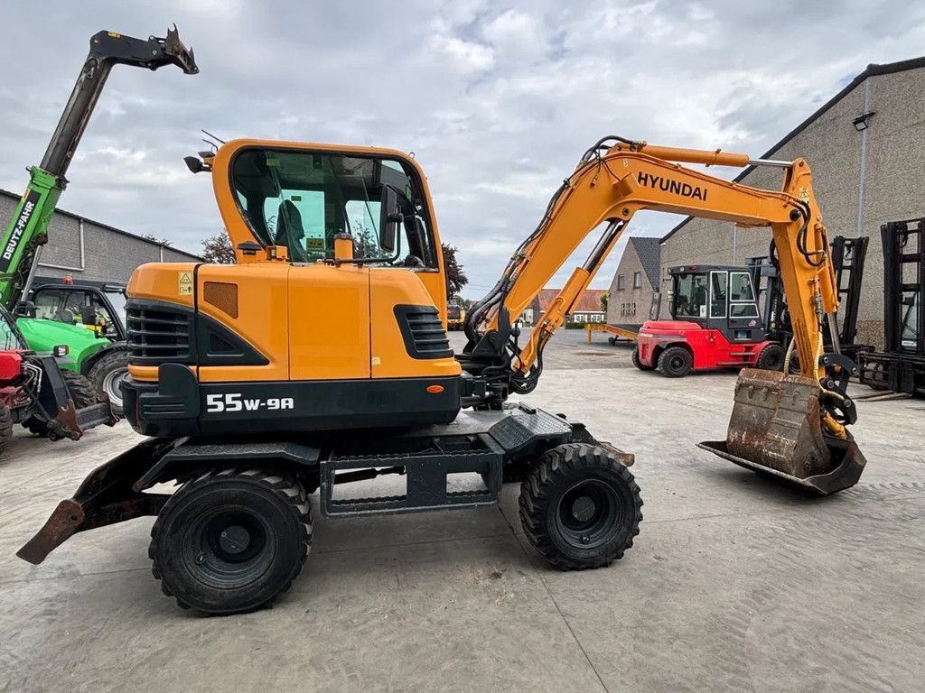 Hyundai R55W-9A