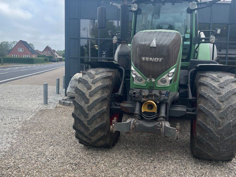 Fendt 828 Vario S4 Profi Plus