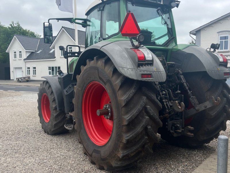 Fendt 828 Vario S4 Profi Plus