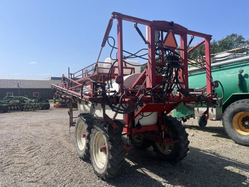 4200 LTR