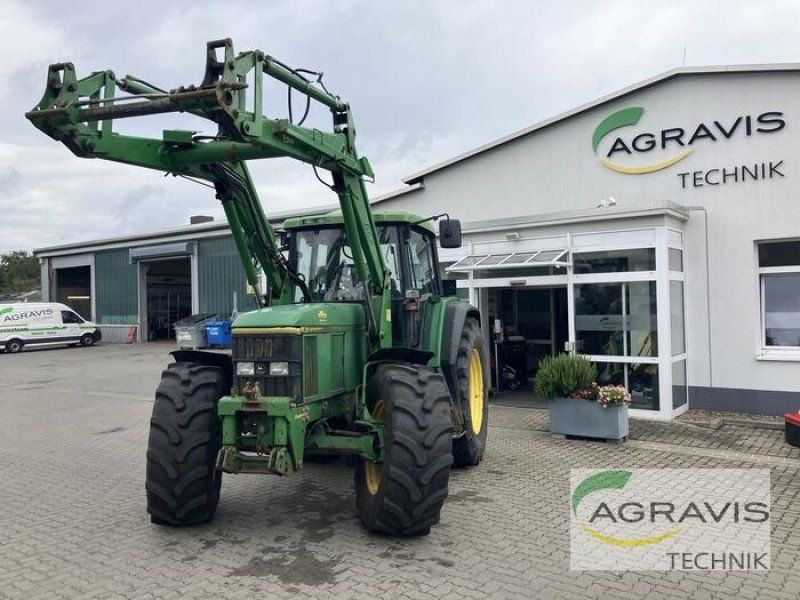 John Deere 6800