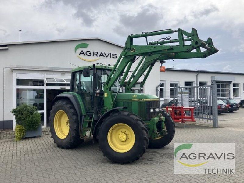 John Deere 6800