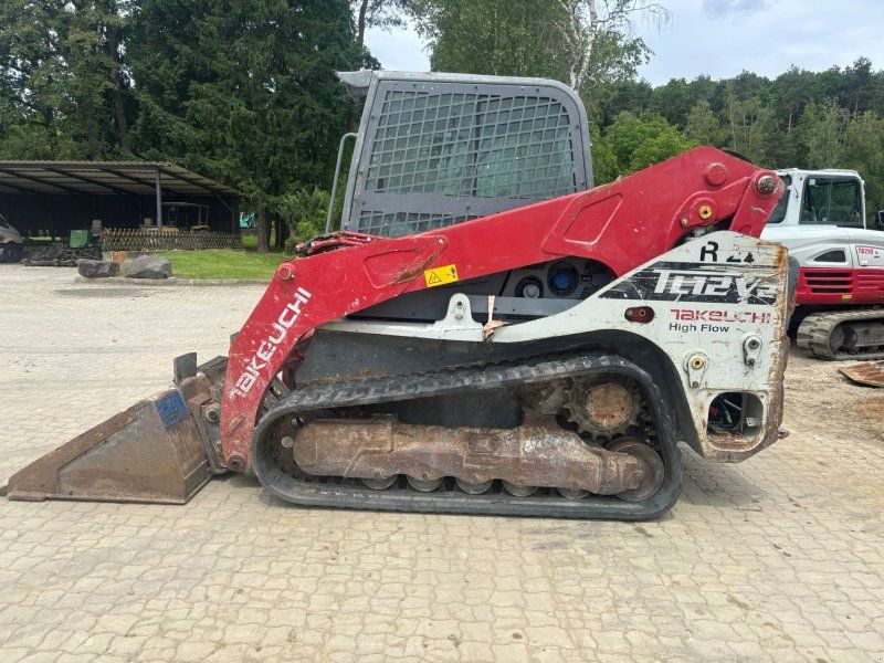 Takeuchi TL 12 V-2 Motor defekt