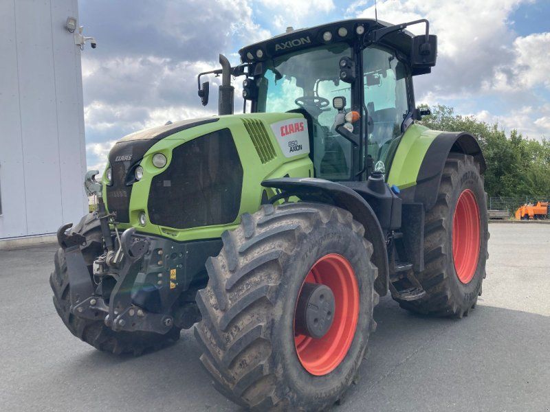 Claas Axion 850