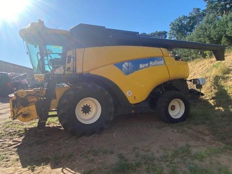 New Holland CR 980