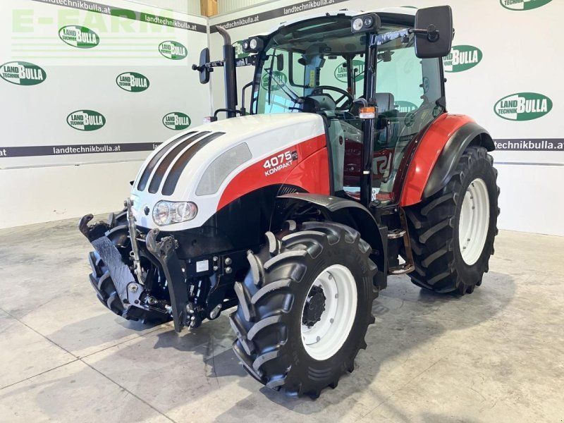 Steyr 4075 kompakt et profi