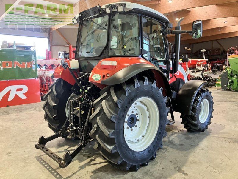 Steyr 4075 kompakt et profi