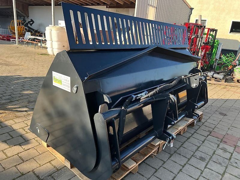 ÜBERLADER