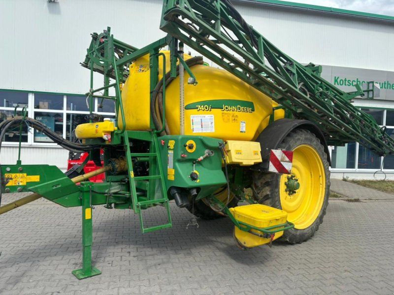 John Deere 740i