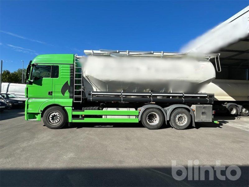 MAN TGX
