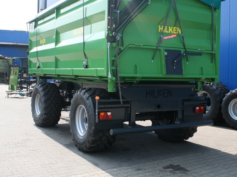 Hilken ZMK5000 Zweiachs-Muldenkipper, Reifen 560/60R22,5